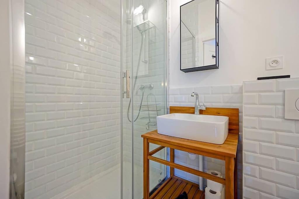 Elegant Appartement Dans Le Marais - Paris 3 Dış mekan fotoğraf